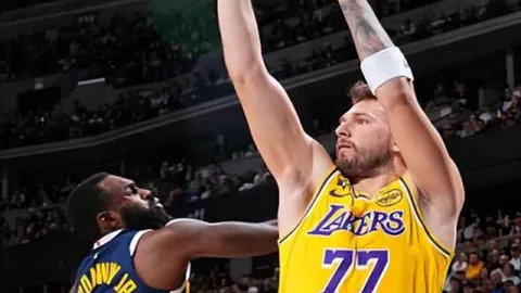 上港队长奥斯卡未战国安，亚冠晋级前景堪忧